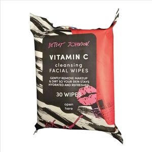 Betsey Johnson Cleansing Wipes~Vitamin C Cleansing~30 Count Wipes~NEW